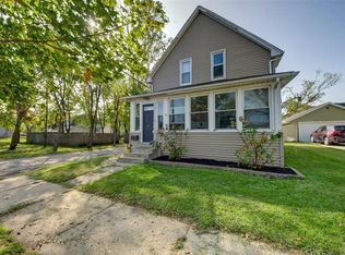 617 9th Ave SW, Cedar Rapids, IA 52404