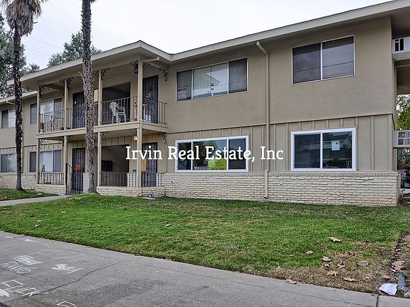 2nd image of 801 S Hutchins St APT A