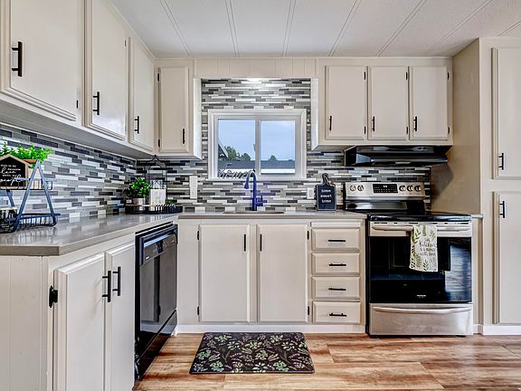 4th image of 312 S Columbia Center Blvd Unit 24
