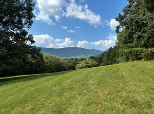 1 Mission Hill Rd, Hayesville, NC 28904