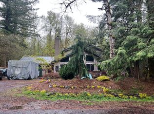 65600 E Sandy River Ln, Rhododendron, OR 97049