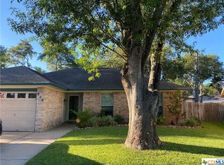 318 Byron Ln, Victoria, TX 77901