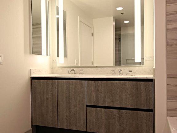 4th image of 333 Beale St APT 3K