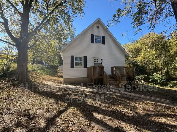 700 E Elm St, Ozark, MO 65721