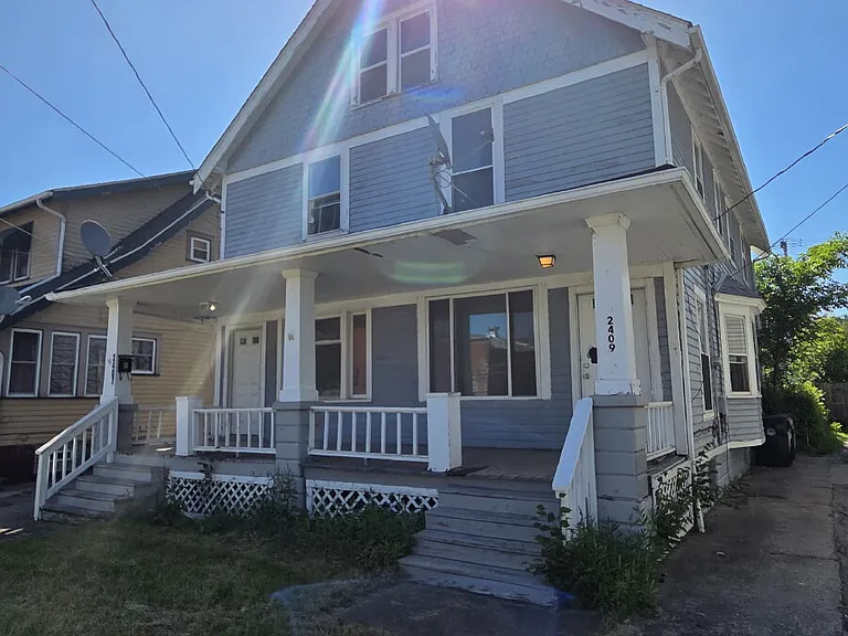 2409 Colburn Ave — Photo 11