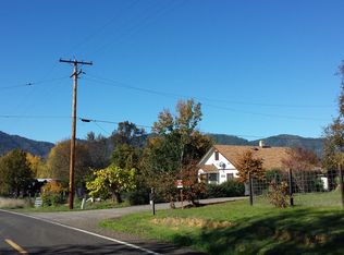 4800 Sams Valley Rd, Gold Hill, OR 97525