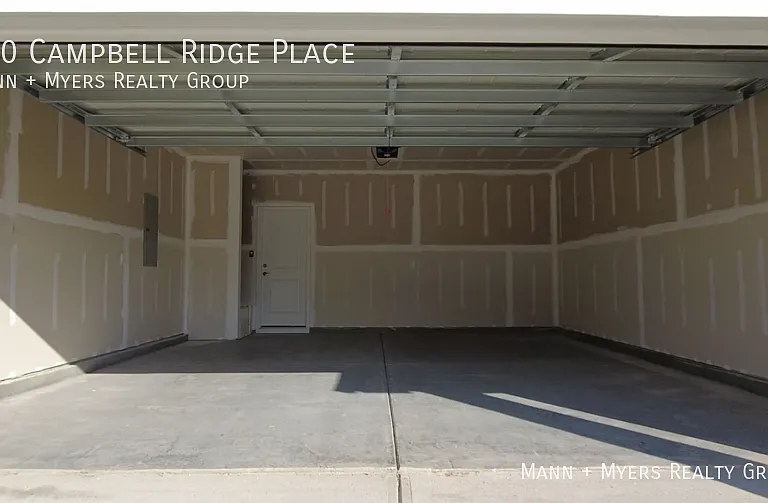 460 Campbell Ridge Pl — Photo 8