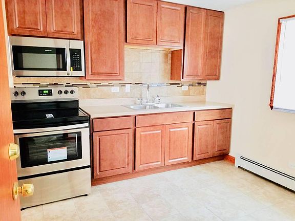 3rd image of 4423 Eberly Ave APT 1A