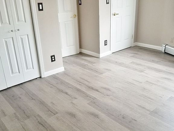5th image of 3014 45th St #3