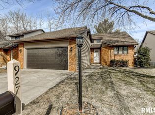 927 Rickard Ct, Springfield, IL 62704