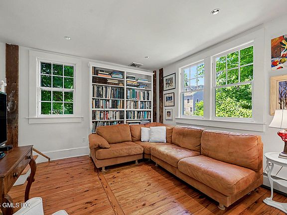 5th image of 14A W End Ave