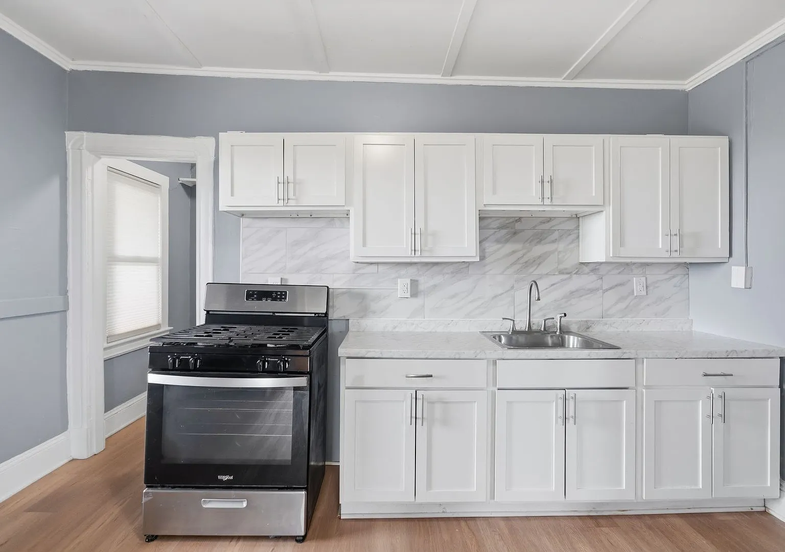 92 Woodside Terrace — Photo 3