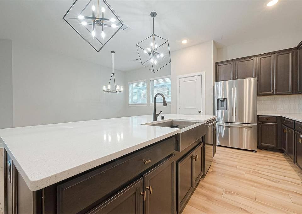 1st image of 23722 Pullin Market Dr #1