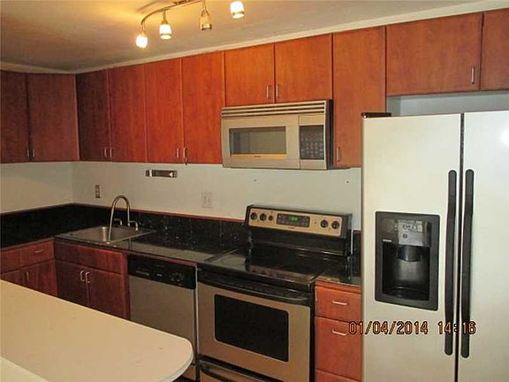 4th image of 4570 NW 79th Ave APT 2D