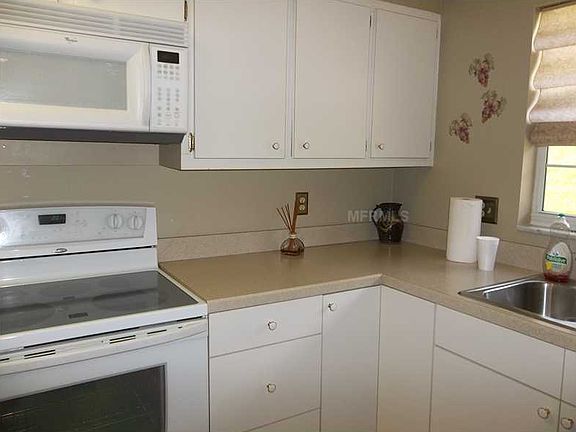 5th image of 621 W Indiana Ave #40