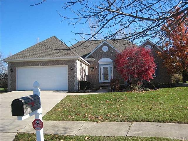 1st image of 36 Brambly Ct