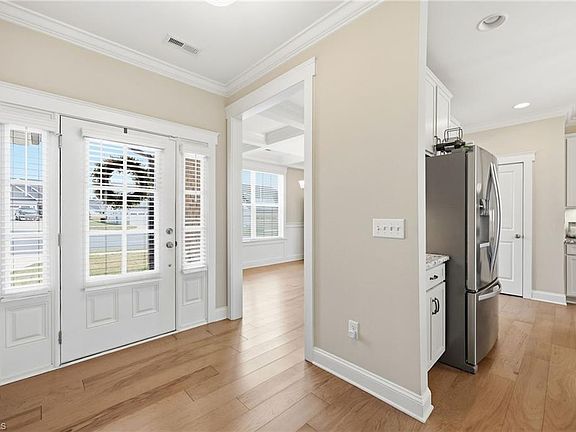 4th image of 2082 Dowell Ct
