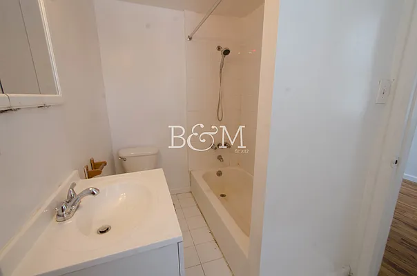 Rented by Brick&Mortar | media 2