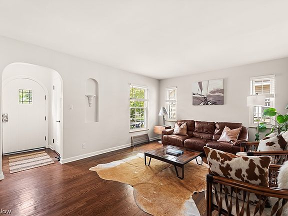 5th image of 3425 W 159th St