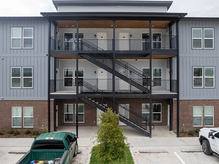 2100 S 19th St #2201 — Photo 2