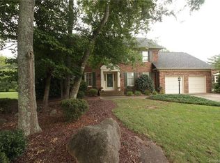 8601 Middleton Cir, Harrisburg, NC 28075