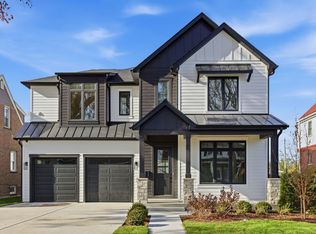 1220 Courtland Ave, Park Ridge, IL 60068