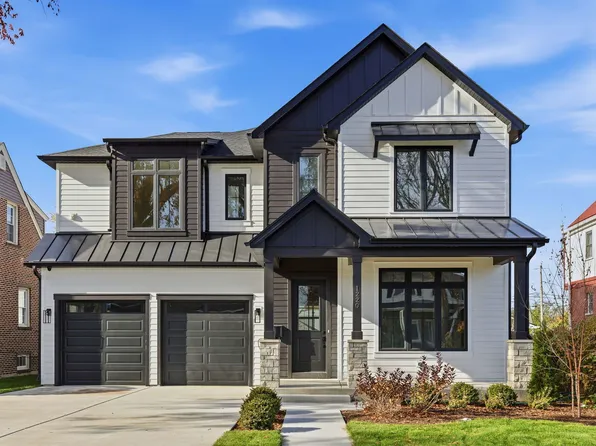 1220 Courtland Ave, Park Ridge, IL 60068