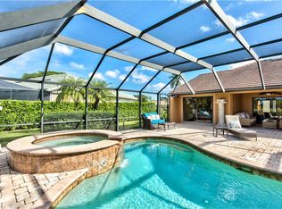 378 Torrey Pines Point, Naples, FL 34113