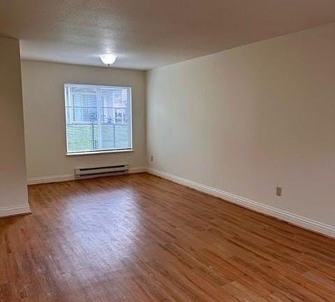 5th image of 3031 Albacore Cir APT C11