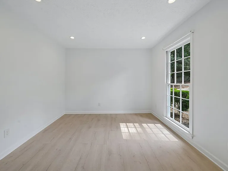 5132 Willow Point Pkwy — Photo 20
