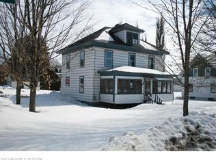 25 Bowdoin St, Houlton, ME 04730