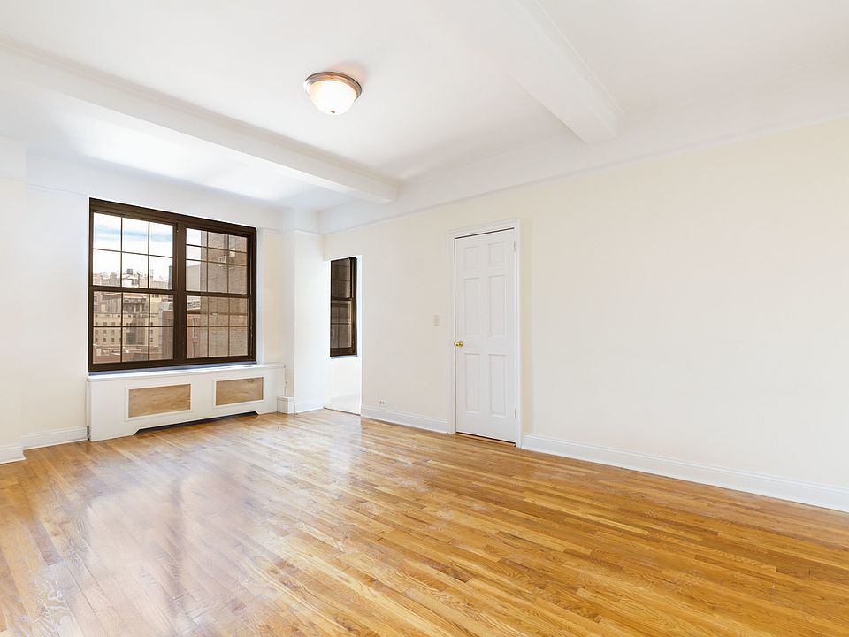 1st image of 1 University Pl APT 11M