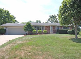 1100 Finley Ave, Mount Zion, IL 62549
