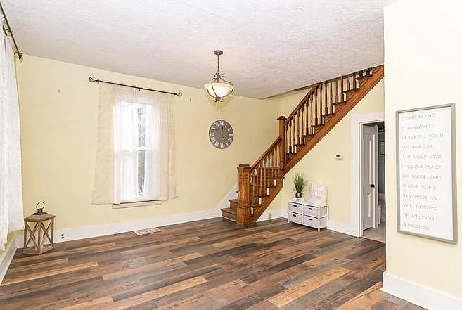 70 Washington Ave — Photo 5