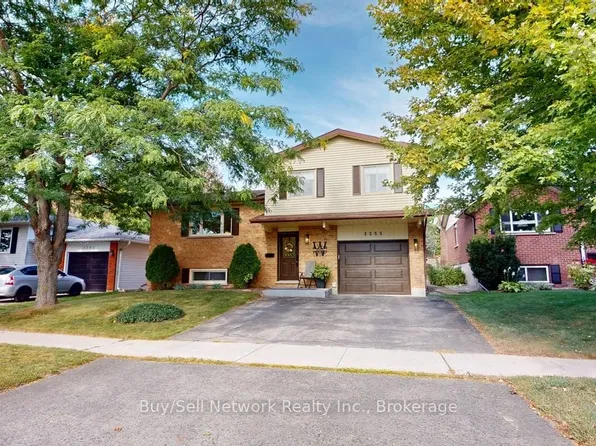 2255 Denure Dr, Peterborough, ON K9K 2G3