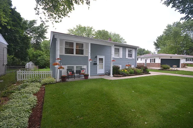 402 Cherry Valley Rd photo 1