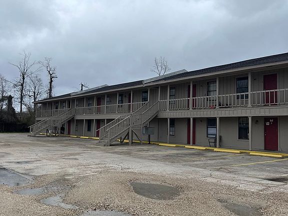 2nd image of 2306 Fasske St #11