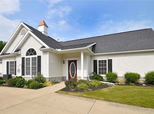 3235 Elizabeth Dr #37-J, Perry, OH 44081