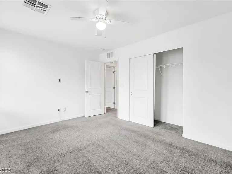 7754 Misty Oaks Ave — Photo 22