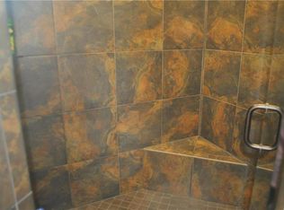 6604 NE 134th St, Smithville, MO 64089