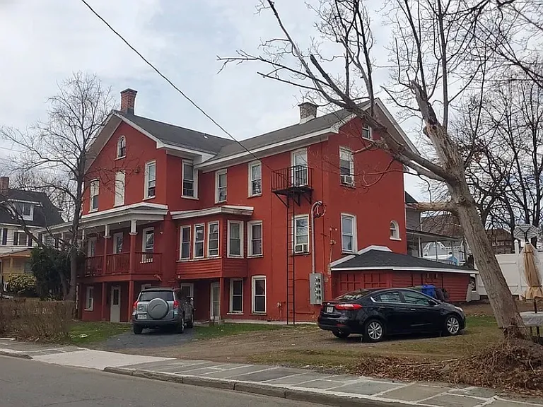 15 Roberts St #0 — Photo 1