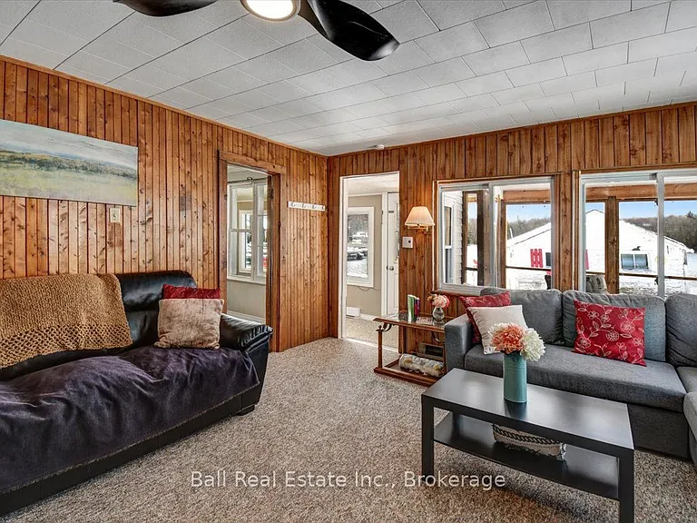 1129 McCarthys Point Rd — Photo 14