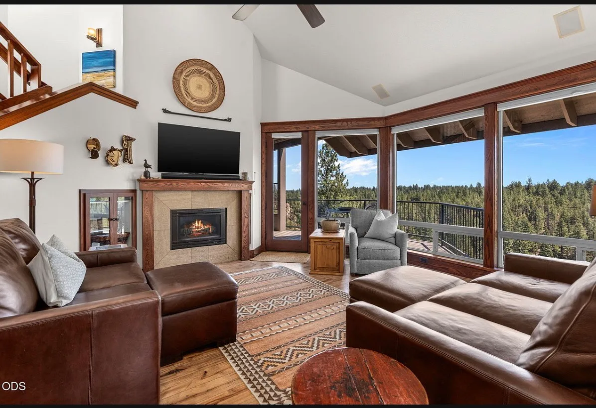 3 bed, 1719 sqft, $3,500 — Photo 1