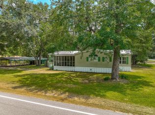 20 Pinelog St, Freeport, FL 32439
