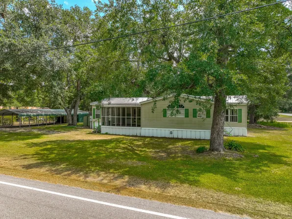 20 Pinelog St, Freeport, FL 32439