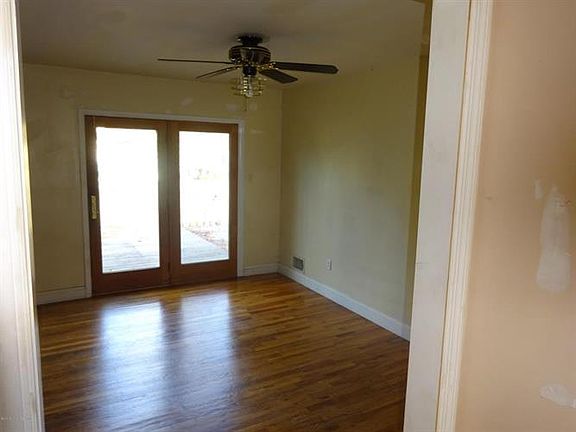 4th image of 1309 Monmouth Ave