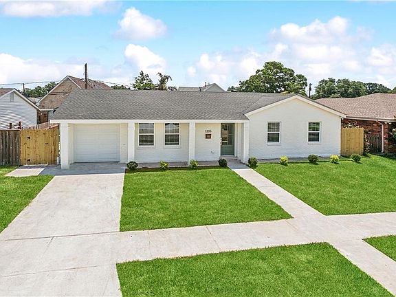 2nd image of 1305 Neyrey Dr
