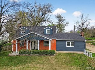 1001 Barberry Ln, Saint Louis, MO