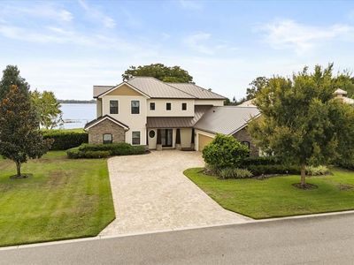 17648 Live Oak Dr, Tavares, FL, 32778