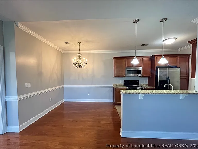 411 Gallery Dr #204 — Photo 4